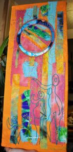 Prima Vera Moon in hand